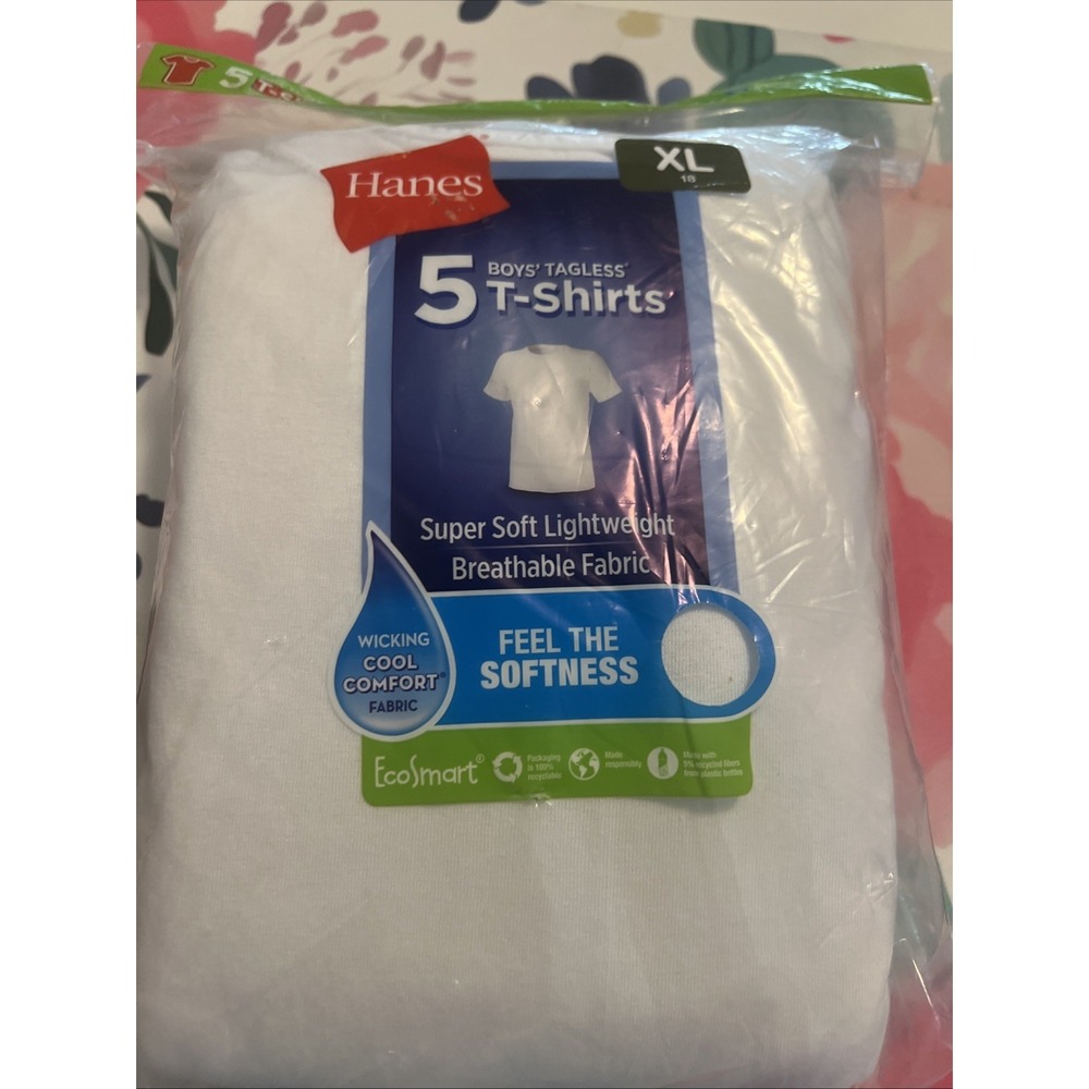 Hanes Boys White 5-Pack Tagless Short Sleeve T-Shirts Size XL (18)